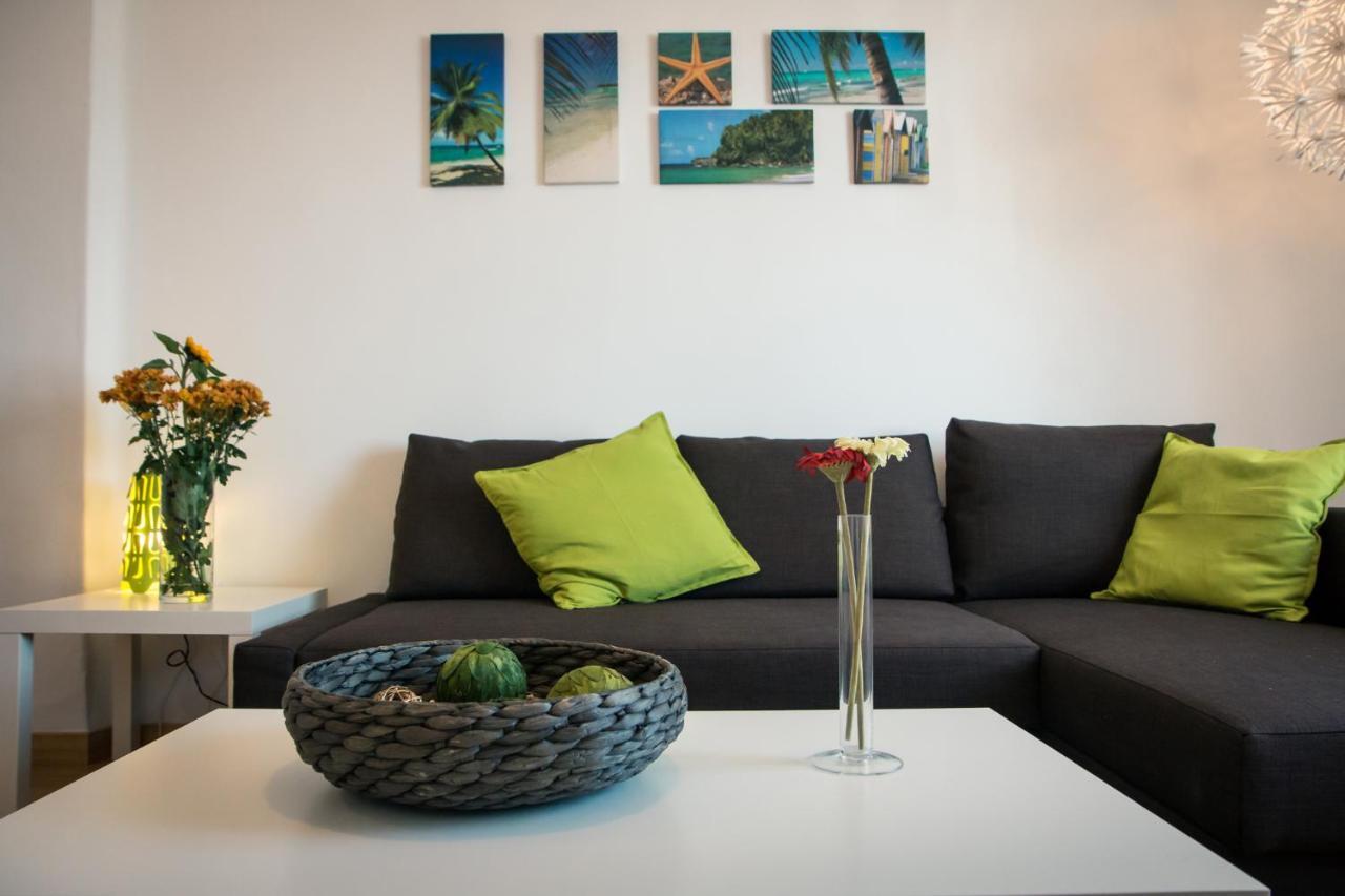 Holidays2Malaga Heredia 3 bedroom opposite Malaga Port Exteriör bild