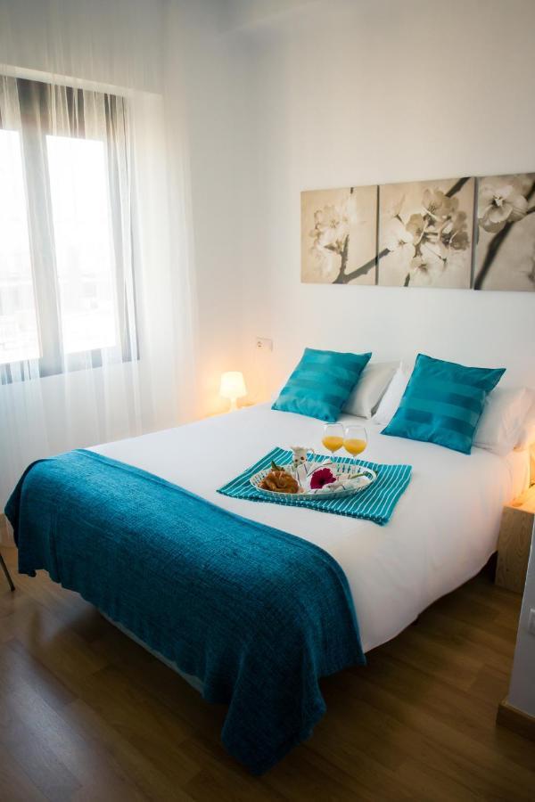 Holidays2Malaga Heredia 3 bedroom opposite Malaga Port Exteriör bild