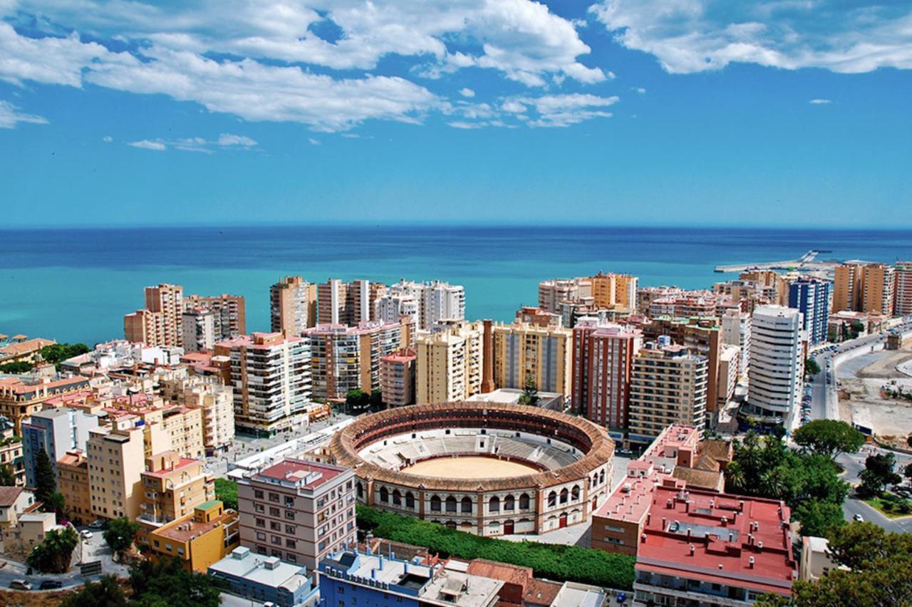 Holidays2Malaga Heredia 3 bedroom opposite Malaga Port Exteriör bild